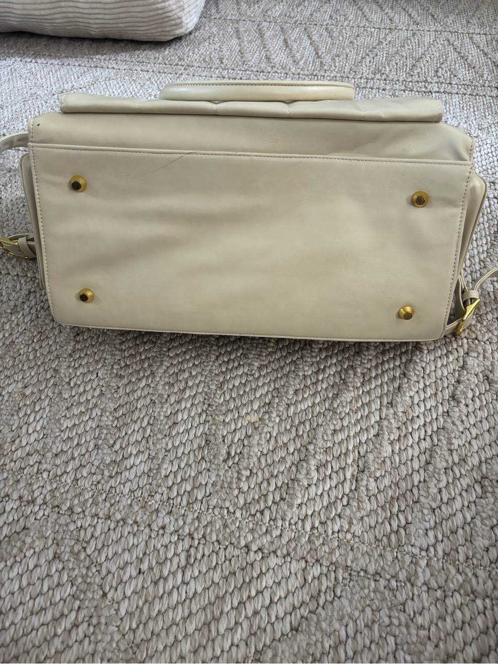 Cream Quilted Leather Tote Bag with Gold Hardware - Picture 5 of 5